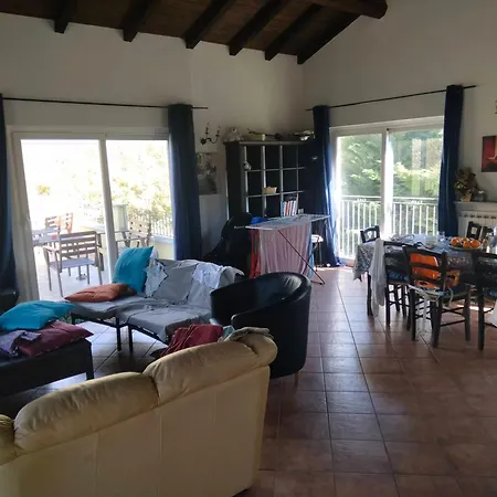 Isolarea Holiday home San Pietro Vara