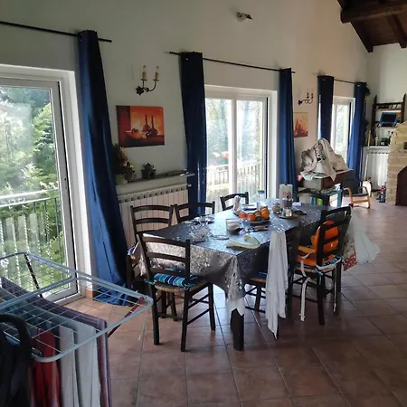 Holiday home Isolarea